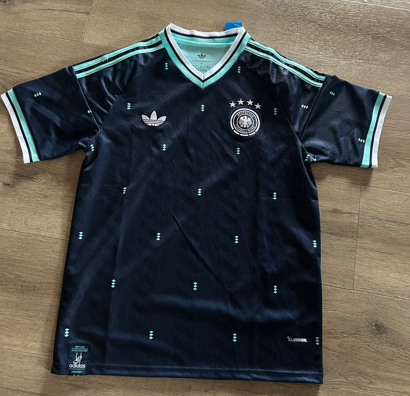 Deutschland Trikot Größe L Neu