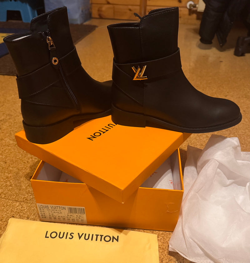 Louis Vuitton Midtown Ankle Boots