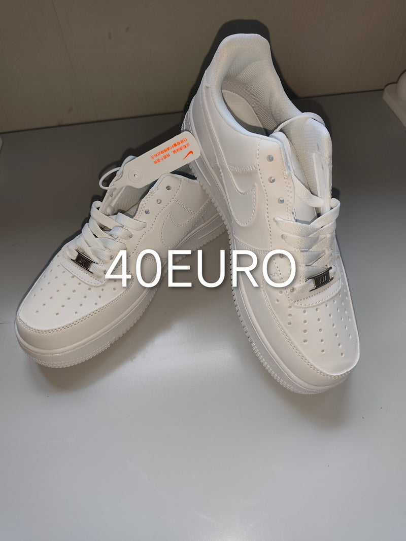 Nike Sneacker Air Force 1 weiß Gr.42