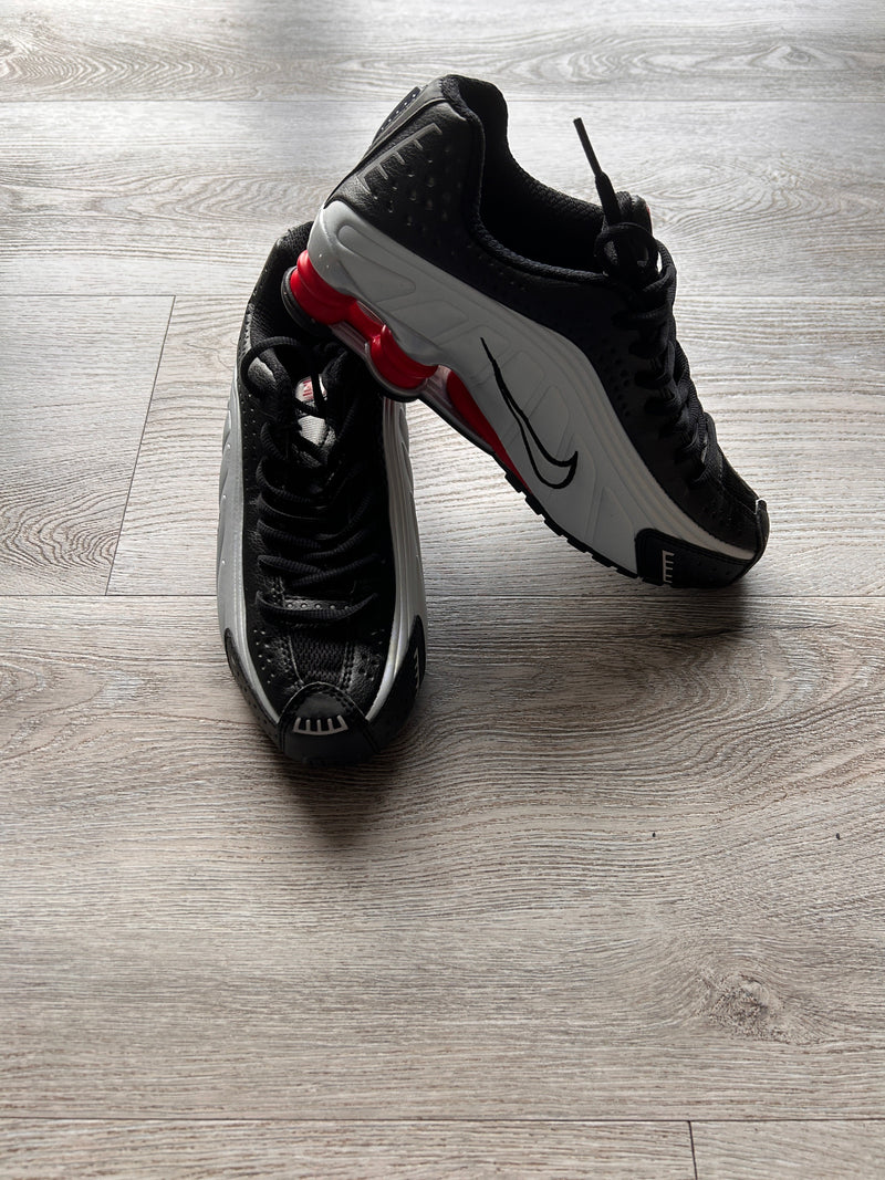 Nike Schuh Größe 40