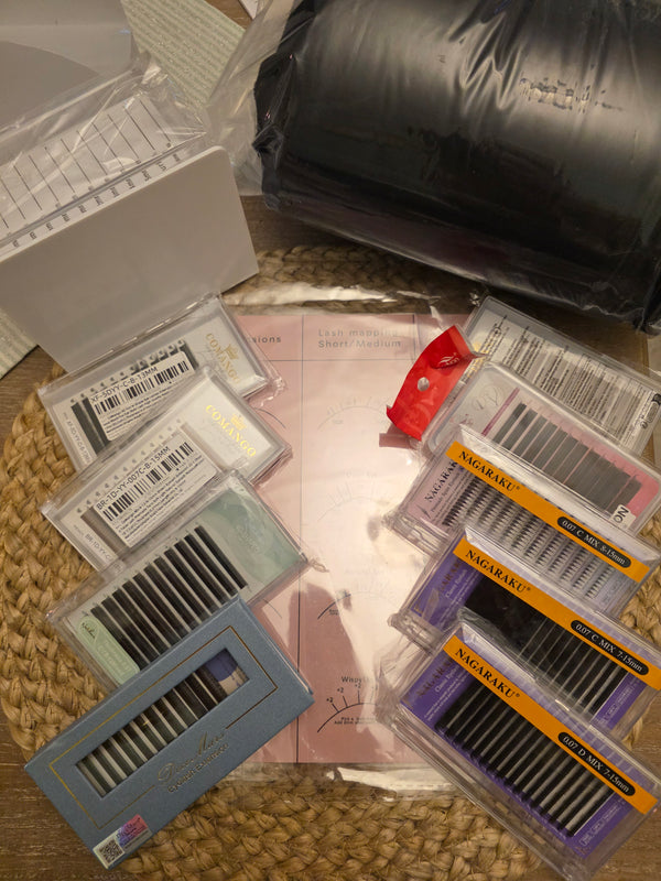 Wimpern Set + Organizer und Nackenkissen