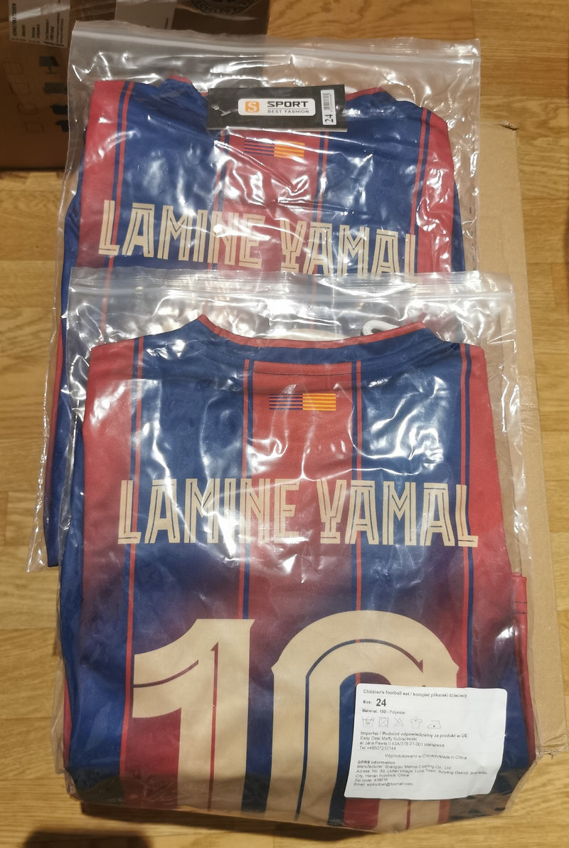 2 x Fußball Trikot Set Größe 24