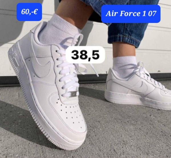 Nike Air Force 1 07 Gr.38,5