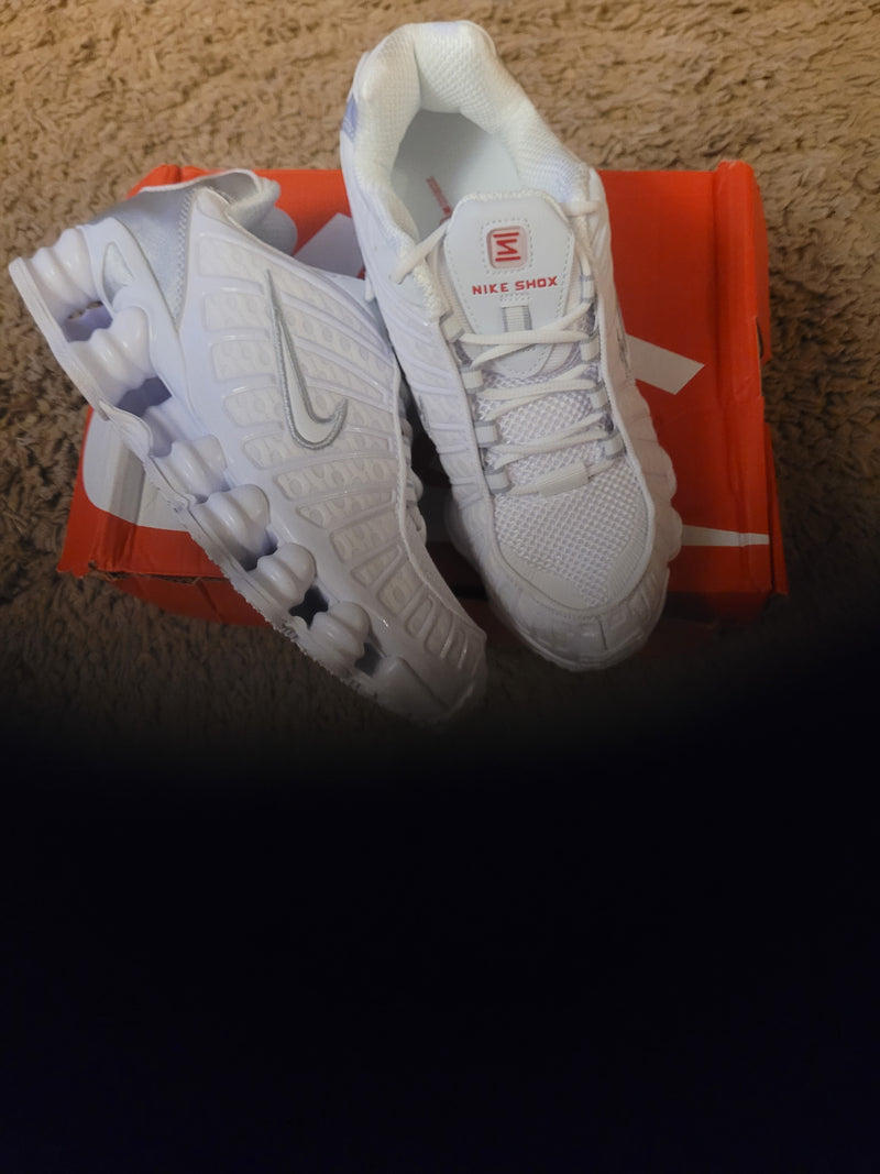 Sneaker