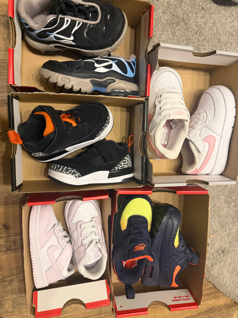 Kinderschuhe Box Nike Jordan OG