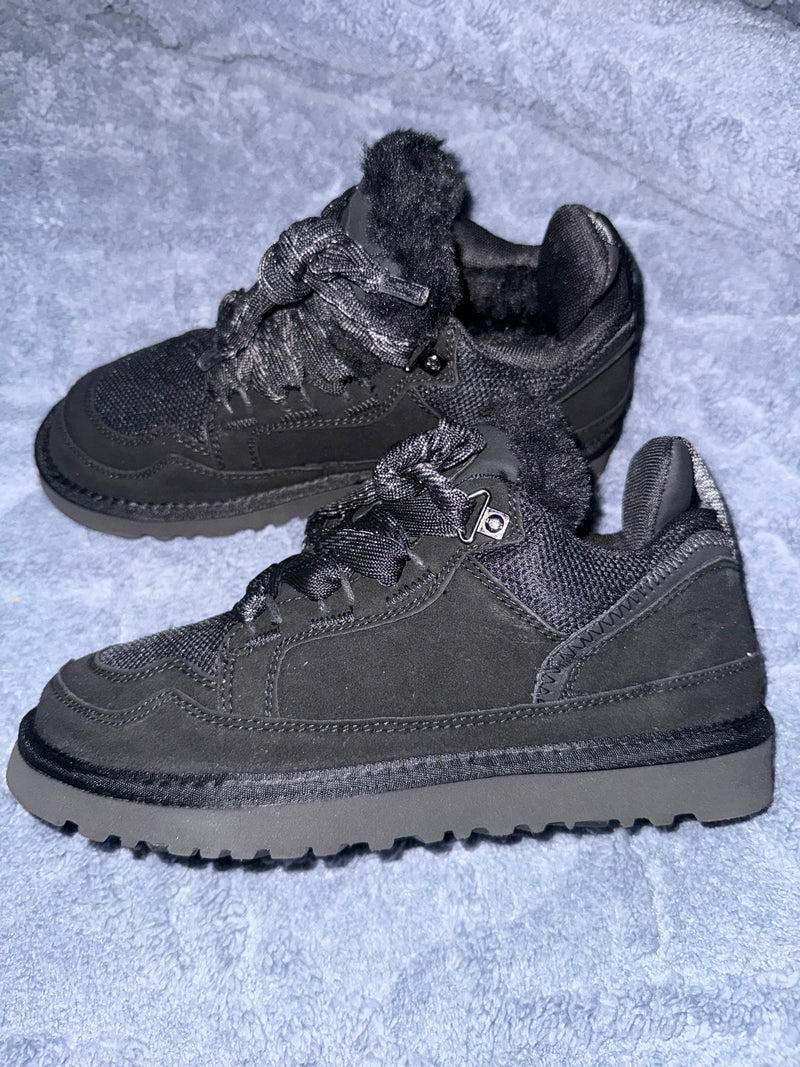 UGG Sneaker