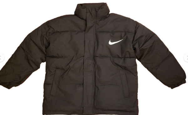 NEU Nike Herren Winterjacke in Größe M