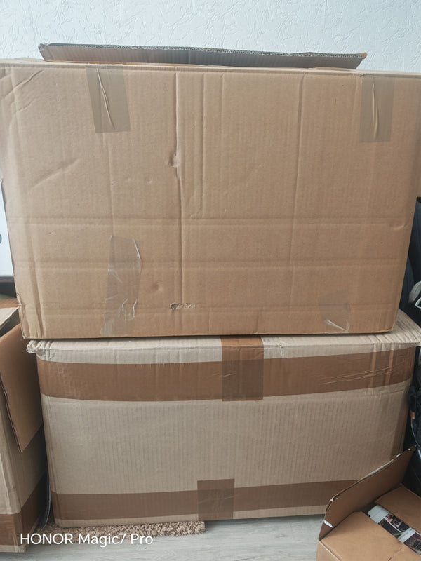 Textil Box mit Kleidung