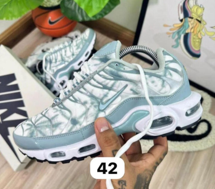 Nike Air Max Plus Waterway Gr.42