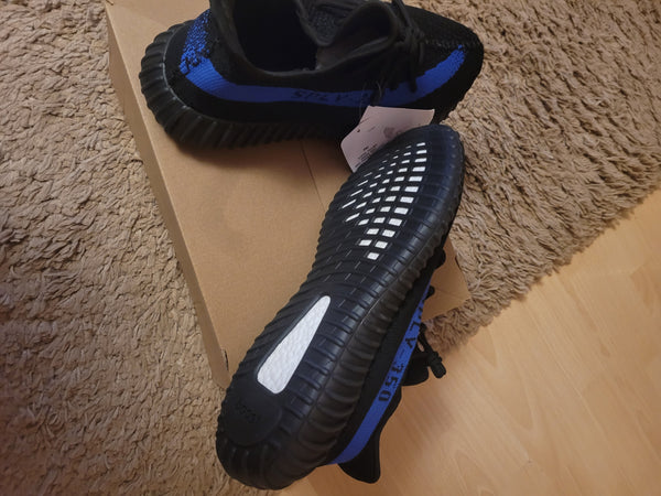 Sneaker Neu