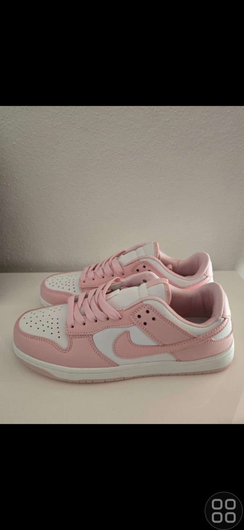 Nike Sneaker