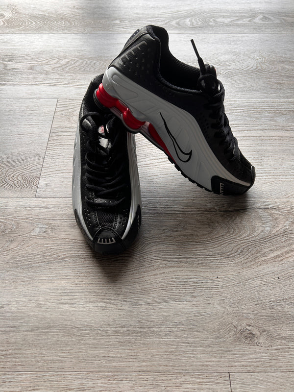 Nike Schuh Größe 40